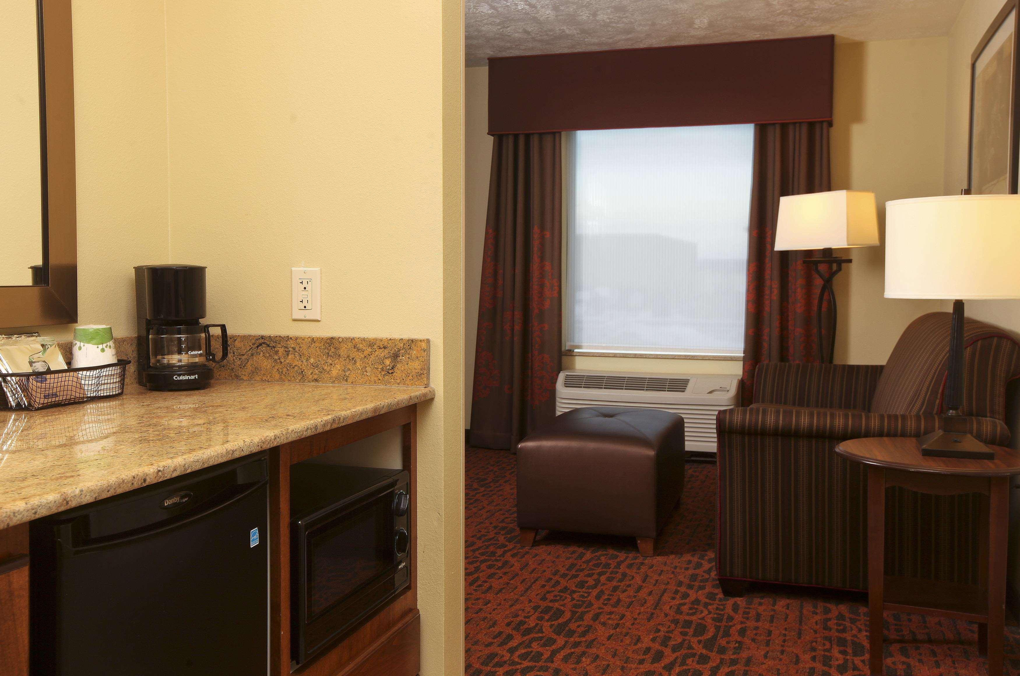 Hampton Inn & Suites Fargo Medical Center Bagian luar foto