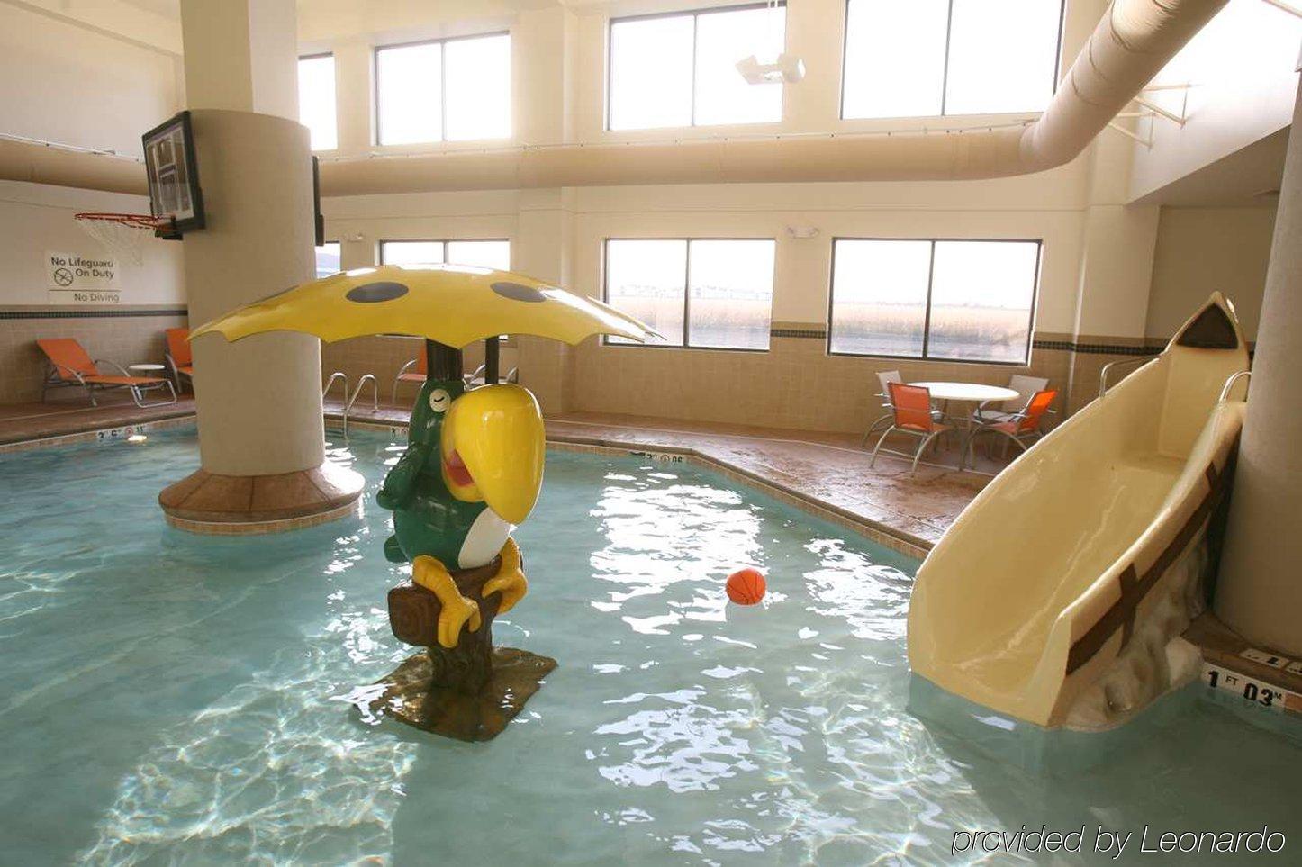 Hampton Inn & Suites Fargo Medical Center Bagian luar foto