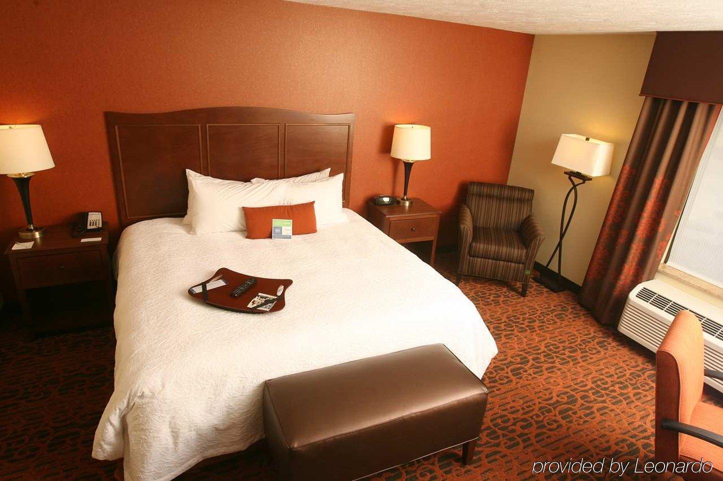 Hampton Inn & Suites Fargo Medical Center Ruang foto