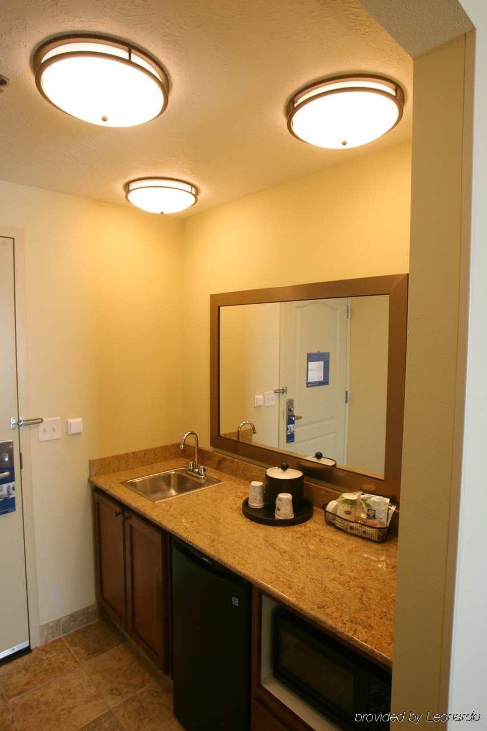 Hampton Inn & Suites Fargo Medical Center Ruang foto